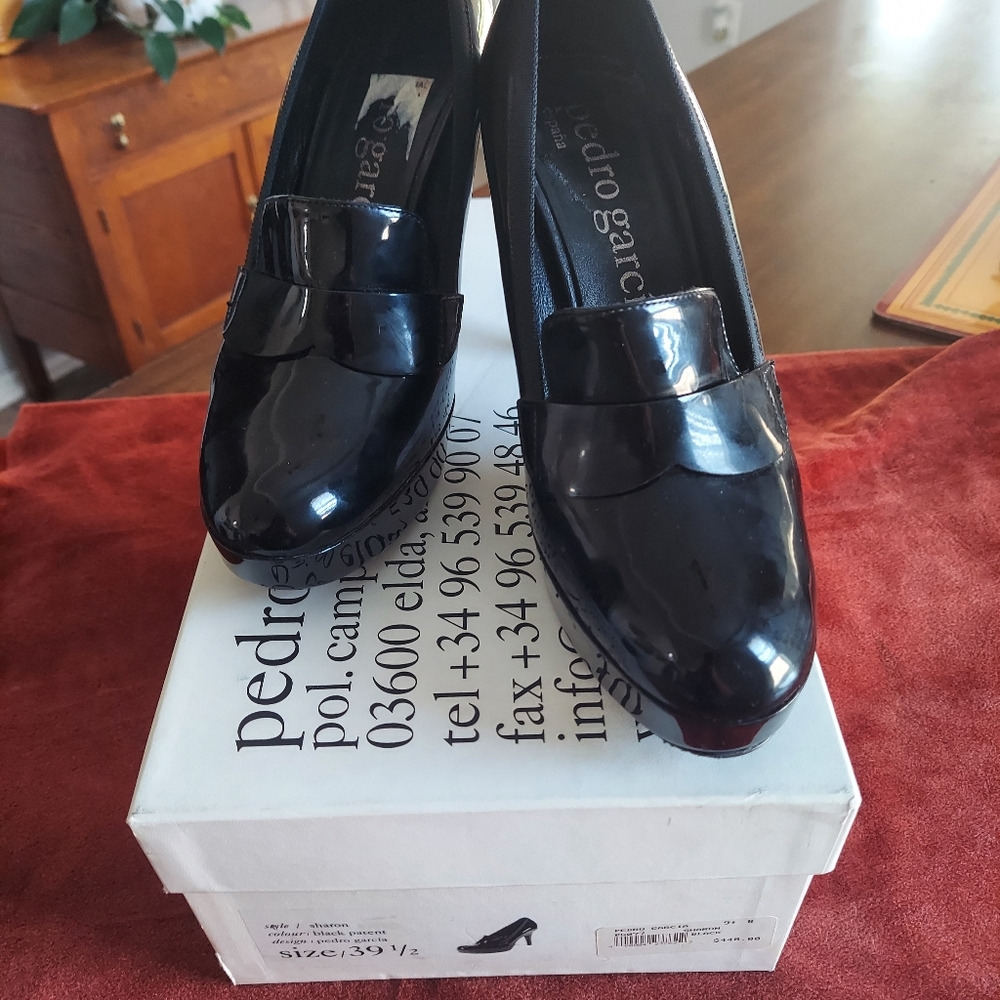 Pedro Garcia heels